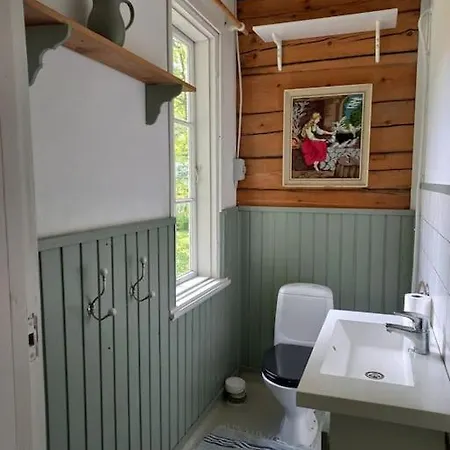 Loma Tai Perhejuhlat Bobackan Pihatorpassa Сasa de vacaciones *