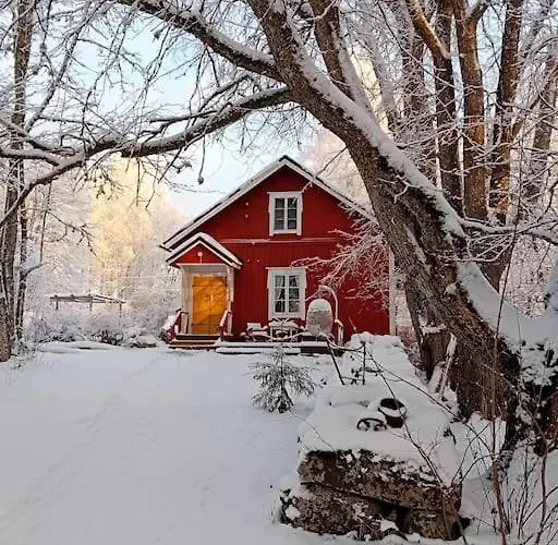 بيت للعطل Loma Tai Perhejuhlat Bobackan Pihatorpassa