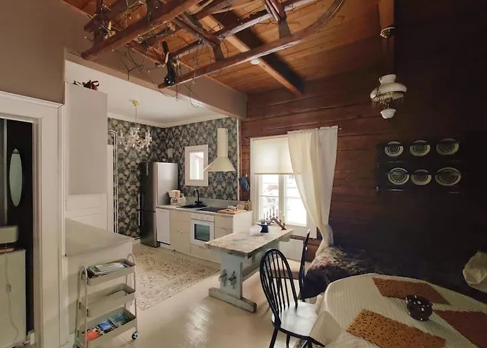 بيت للعطل Loma Tai Perhejuhlat Bobackan Pihatorpassa Hämeenlinna